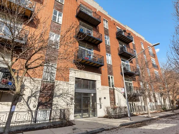 2342 W Bloomingdale Ave APT 201, Chicago, IL 60647