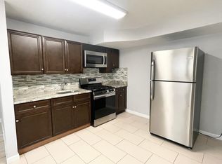 400 S 49th St APT 13, Philadelphia, PA 19143