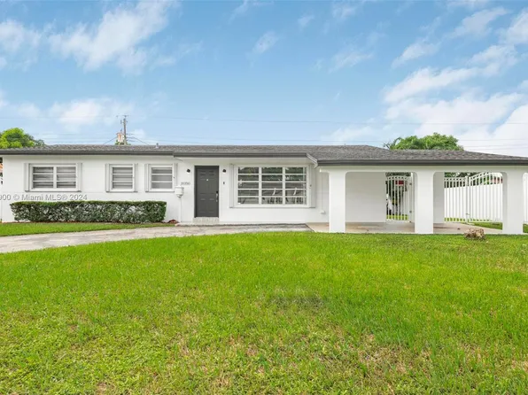 10350 SW 44th St, Miami, FL 33165