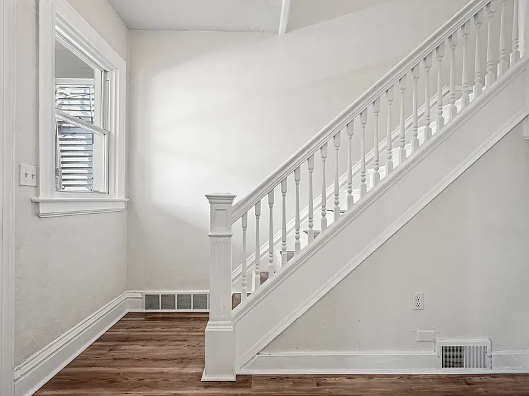 7324 Schley Ave — Photo 4