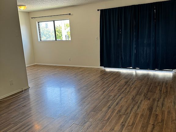 2nd image of 5075 Atlantic Ave APT 209