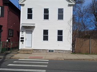 540 Lawrence St #2, Lowell, MA 01852