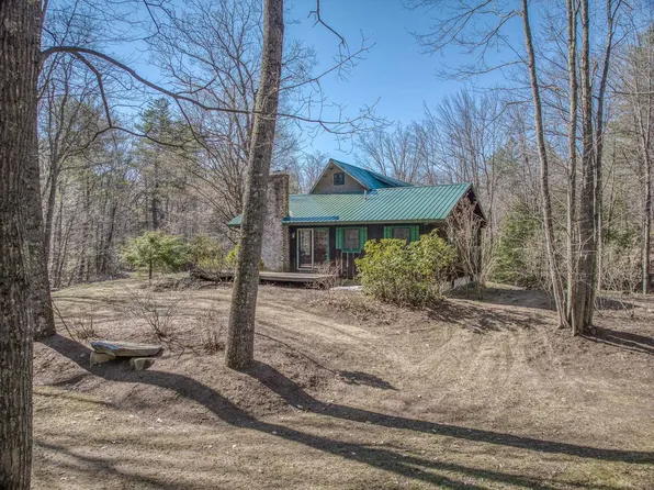 105 SAUNDERS HILL Road, New Boston, NH 03070