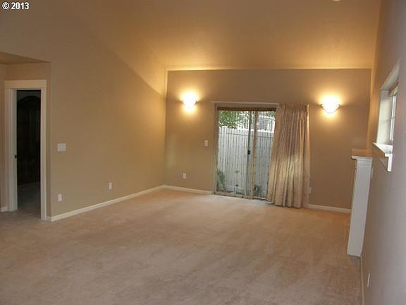 2nd image of 6105 NE 80th Ct