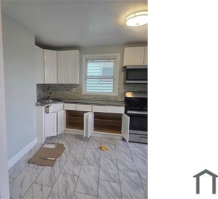 3rd image of 210 Hillside Ave