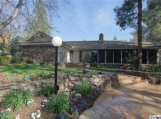 5218 Escalante Dr, La Canada Flintridge, CA 91011