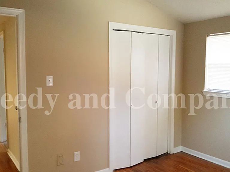 5194 Colewood Ave — Photo 10