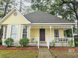 130 Ridgewood Dr, Daphne, AL 36526