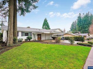 2010 E Pine St, Stayton, OR 97383