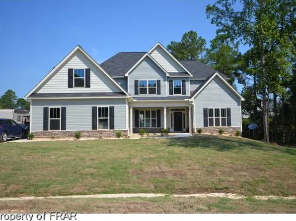 457 Sea Mist Dr, Sanford, NC 27332