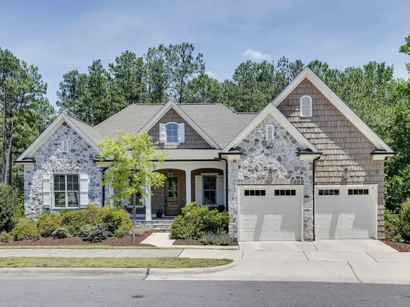 2210 Timberview Dr, Durham, NC 27705