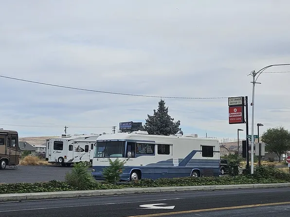 W 2nd St, The Dalles, OR 97058