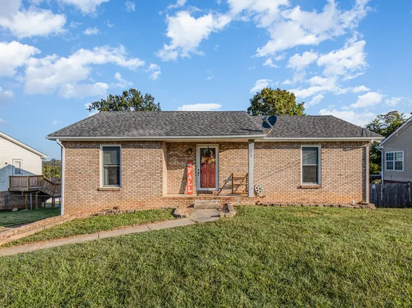 210 Windmeade Cir, Clarksville, TN 37042