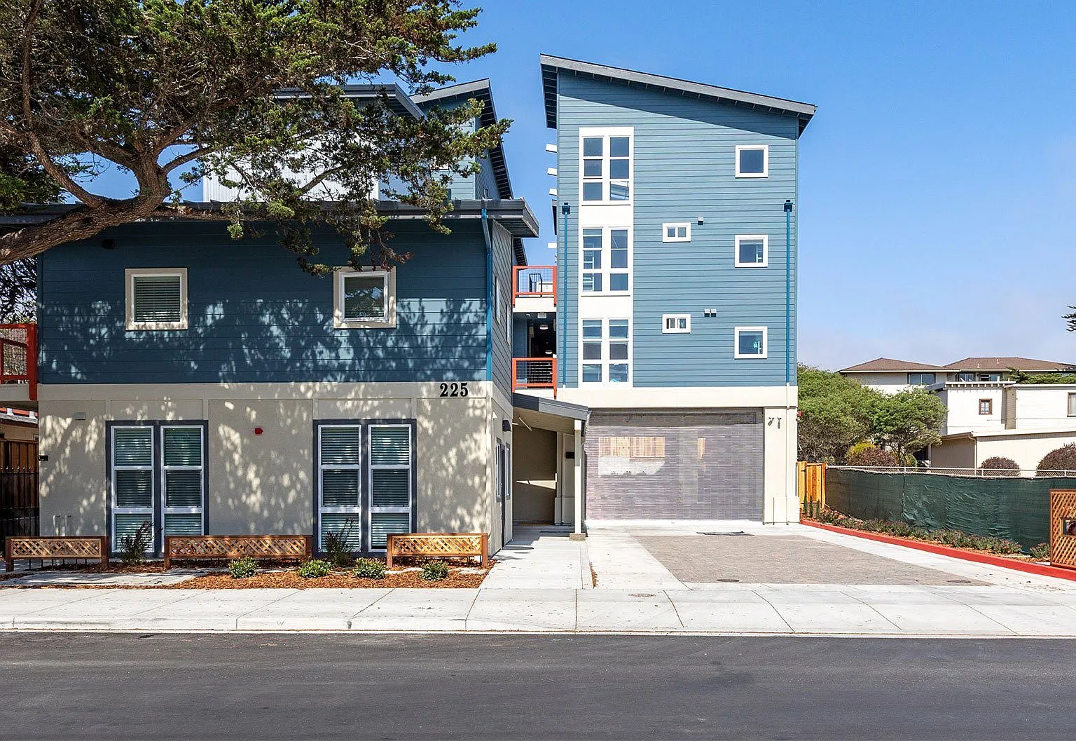 225 Cypress Ave - Marina — Photo 2