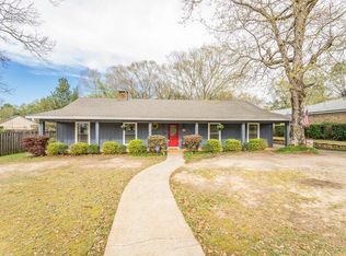 1901 Woodhillcrest Dr, Mobile, AL 36609