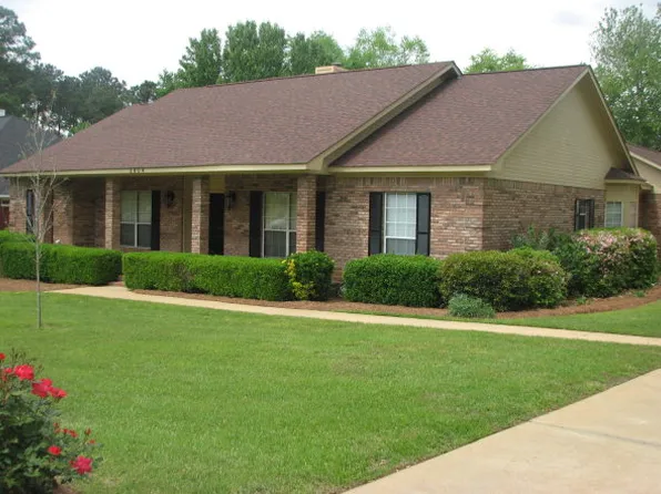 3604 Oak Ridge Ln, Dothan, AL 36303