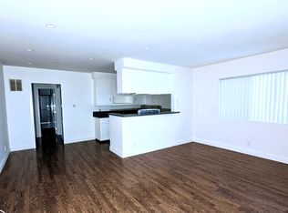 7131 Bellaire Ave APT 10, North Hollywood, CA 91605
