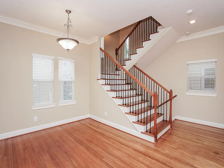 5730 Kansas St #B — Photo 16