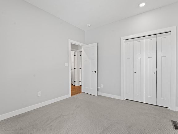 3rd image of 468 Panorama Cir NW