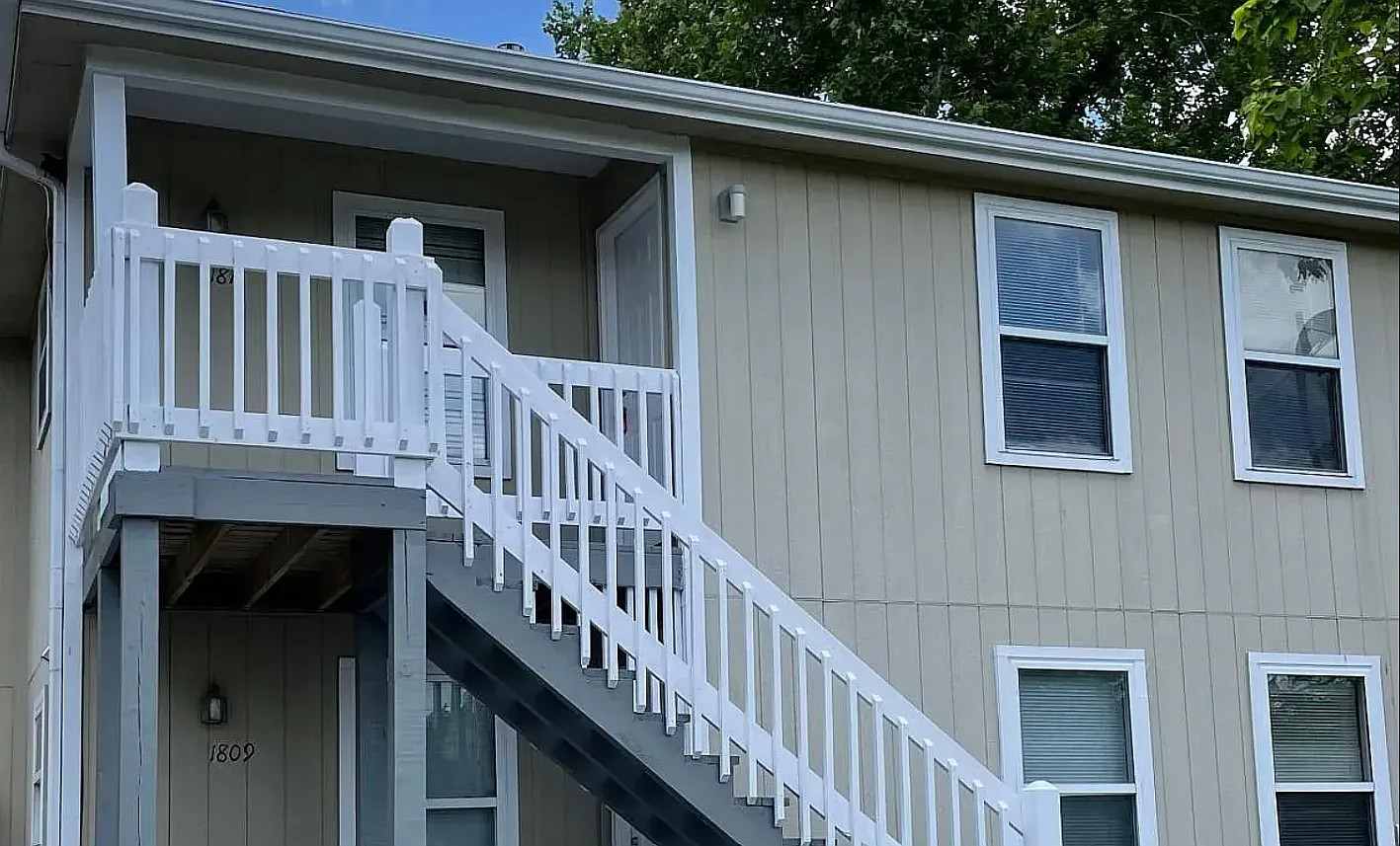 4 bed, 1295 sqft, $1,775 — Photo 2