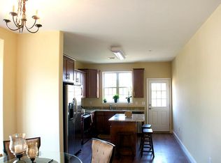 East Hills Townhomes at Bethlehem, Bethlehem, PA 18017