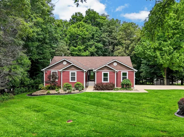 365 Valleybrook Cir, Howard, OH 43028