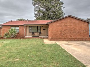1302 N Garfield Ave W, Sand Springs, OK 74063