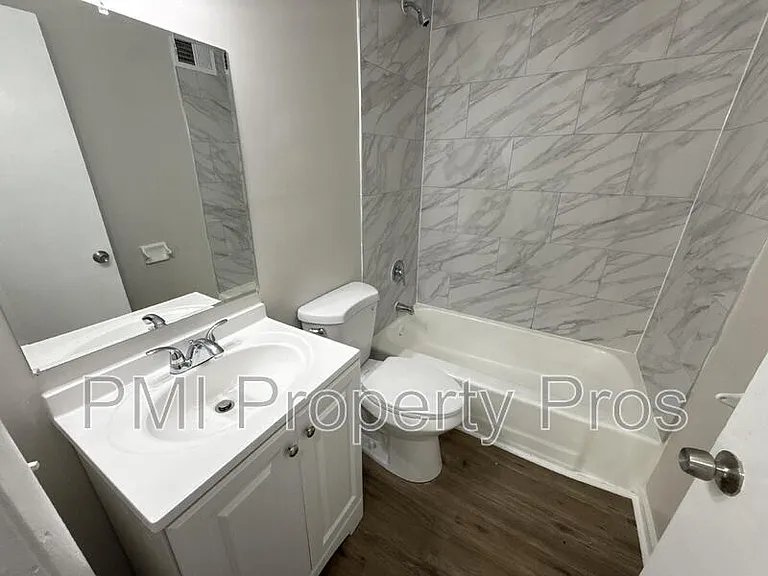 7701 W Hampton Ave #4 — Photo 7