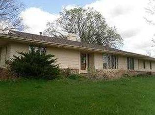323 NW 4th St, Stuart, IA 50250