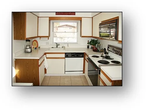 1109 Southlawn Ave Photo 1