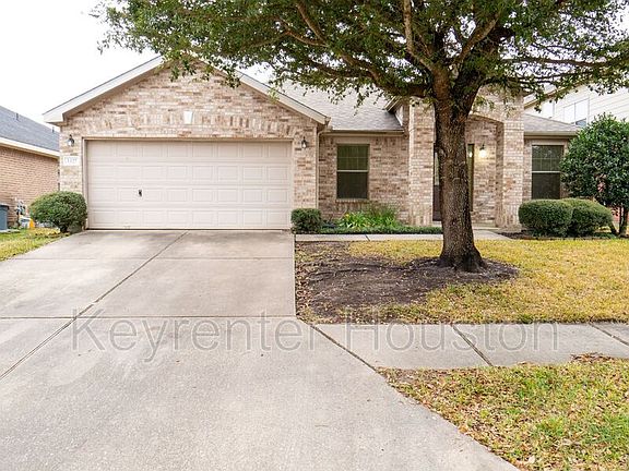 2nd image of 1327 Hawks Nest Dr