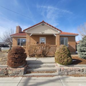 425 S Center St, Yerington, NV, 89447
