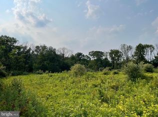 1484 Layfield Rd, Pennsburg, PA 18073