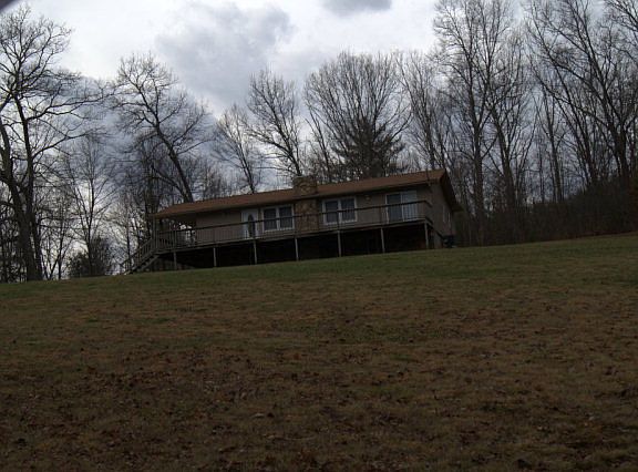2nd image of 148 Breezeway Dr