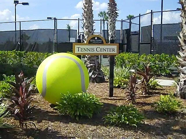 The Best Tennis Center in the Area. Pros play here!!