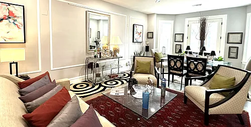 1354 W Carmen Ave #2F Photo 1