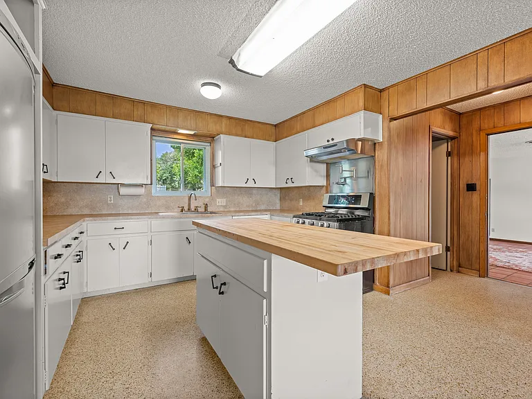 6501 Mesa Dr — Photo 11