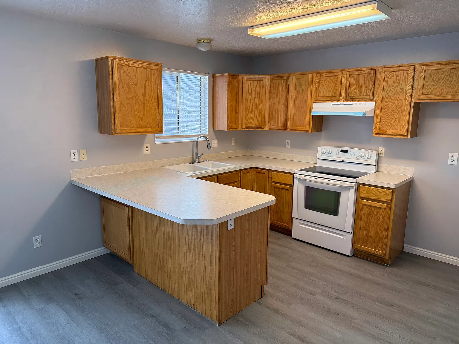 328 Childs Ave — Photo 3