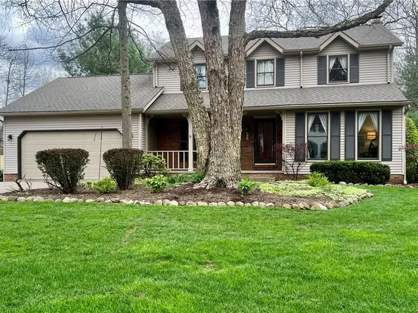 4227 Bunker Ln, Stow, OH 44224