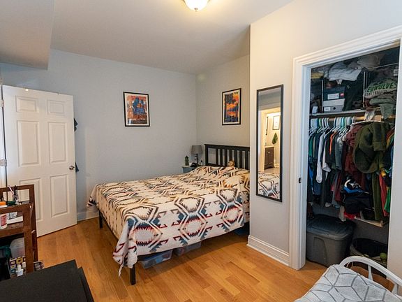 5th image of 2753 N Whipple St APT 3