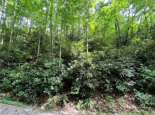 17 Milbourne Rdg, Pisgah Forest, NC 28768