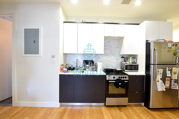 Rented by null | media 1