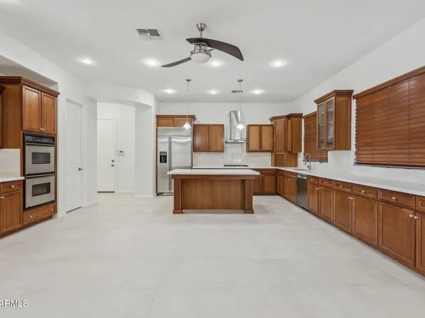 691 E ELGIN Street, Gilbert, AZ 85295