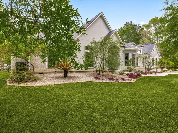 11956 White Oak Xing, Conroe, TX 77385