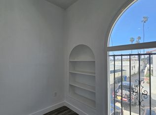 524 1/2 W 82nd St #524-1/2, Los Angeles, CA 90044