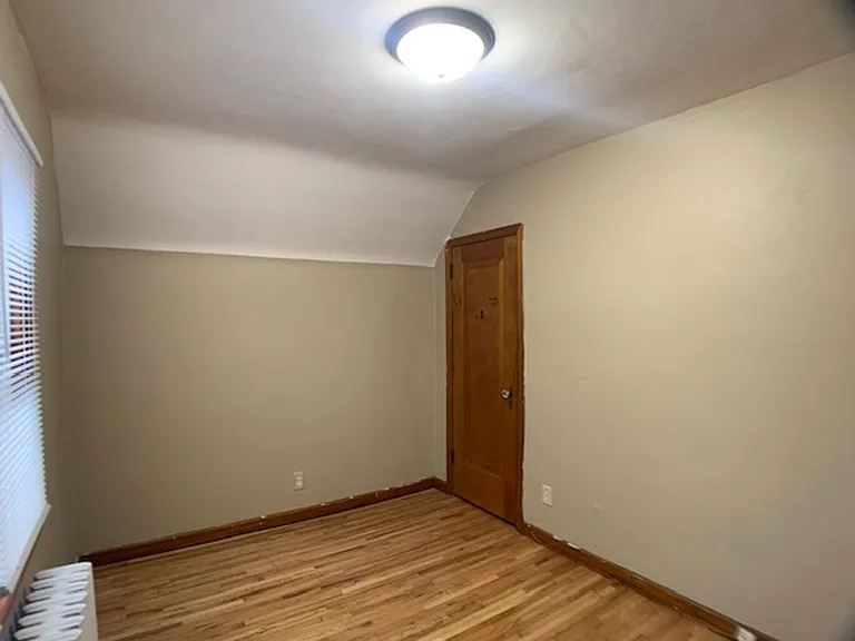 1130 6th St E — Photo 24