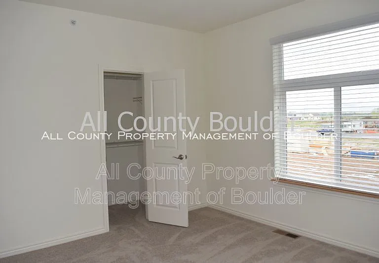 1305 Kestrel Ln #B — Photo 12