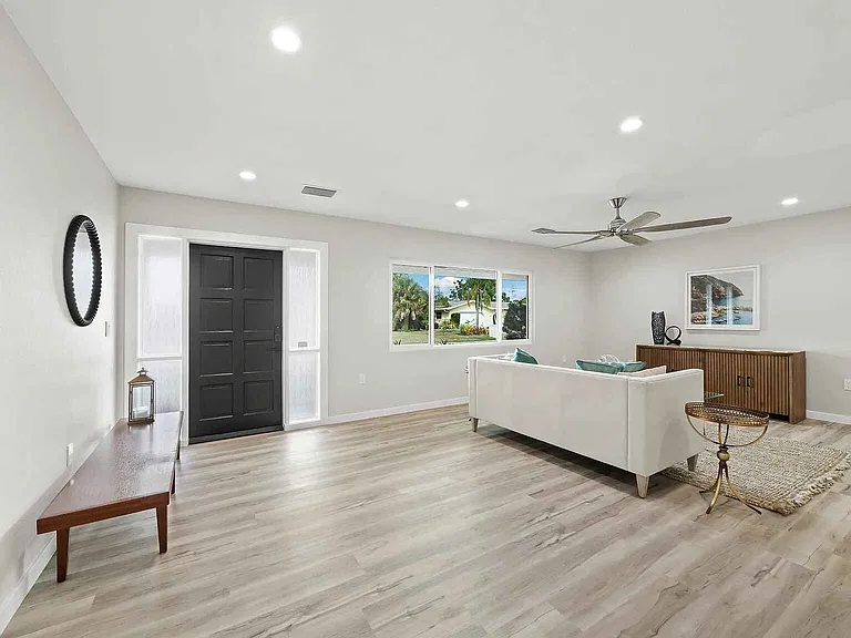 3142 Rose St — Photo 7
