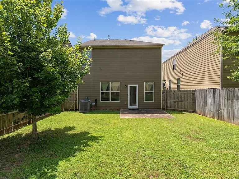 565 Dasheill Ln — Photo 31