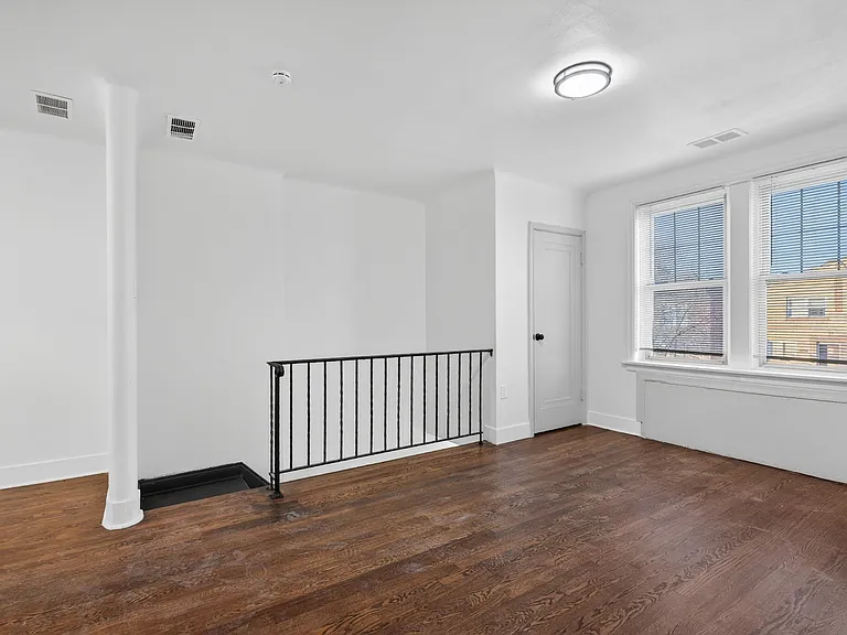 3654-3656 Phillips Pl — Photo 27